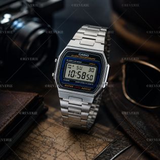 Casio digitalur i rustfrit krom med vintage æstetik 35mm