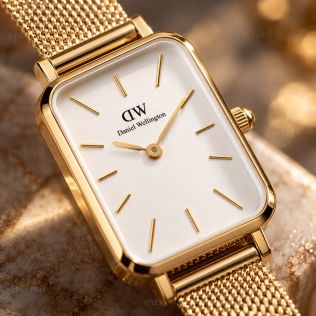 Gyldent Daniel Wellington dameur med hvid urskive og meshlænke i 20mm