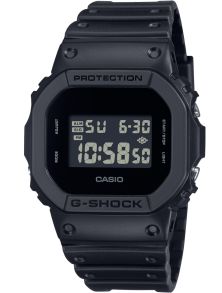 Stealth Black G-SHOCK digitalur med 200M vandtæthed | DW-5600UBB-1ER