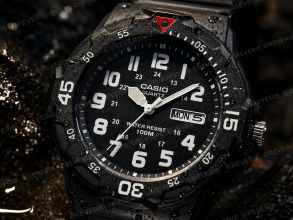 Casio herreur, vandtæt 100M, sort med dag-dato og drejelig bezel 44mm