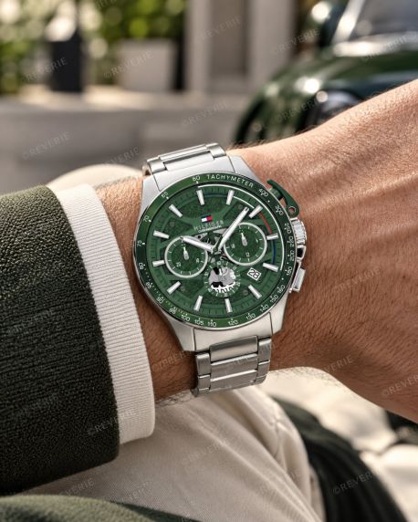 Tommy Hilfiger herreur i stål med grøn urskive og kronograf i 44mm