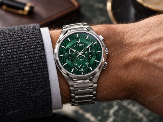 Buet Bulova herreur i stål med grøn urskive og safirglas i 44mm