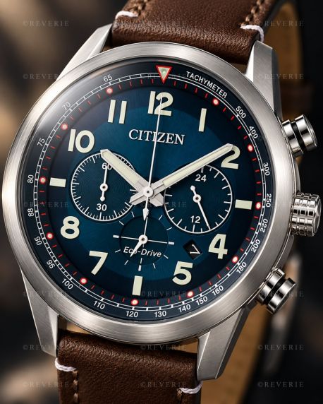 Citizen herreur med solenergi, kronograf og læderrem i 43mm