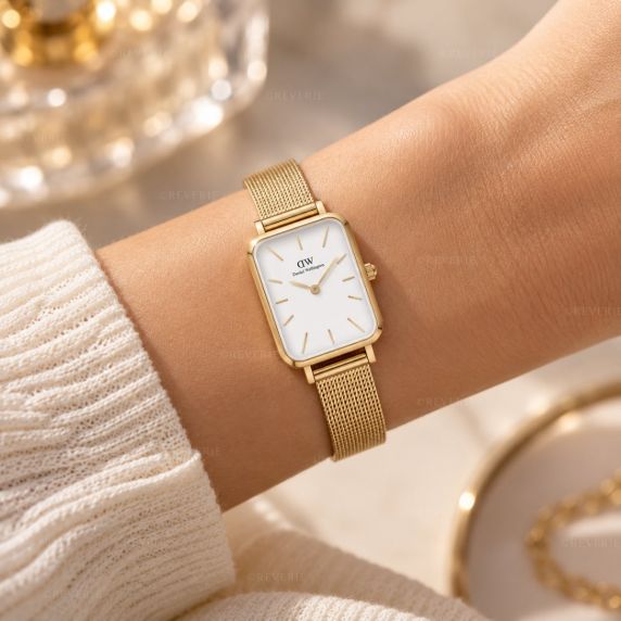 Gyldent Daniel Wellington dameur med hvid urskive og meshlænke i 20mm