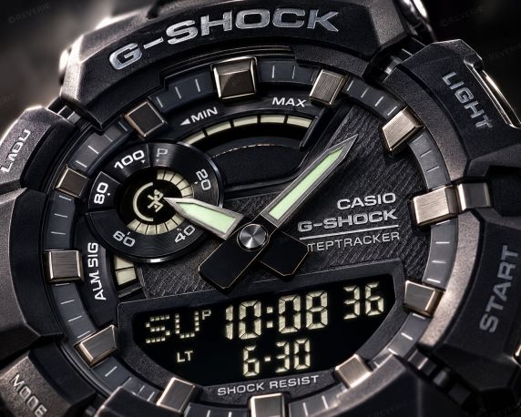 Sort Casio G-Shock ur med skridttæller og Bluetooth i 49mm