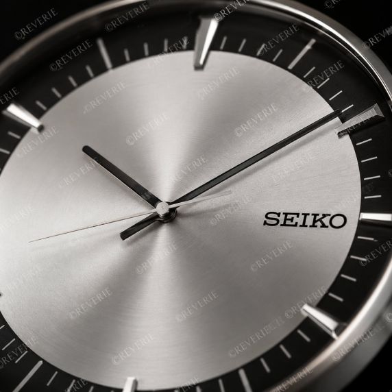 Seiko vægur i aluminium med lydløs glidende sekundviser 40x5cm