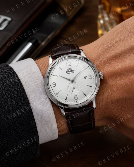 Orient automatisk ur med lille sekundskive 40mm