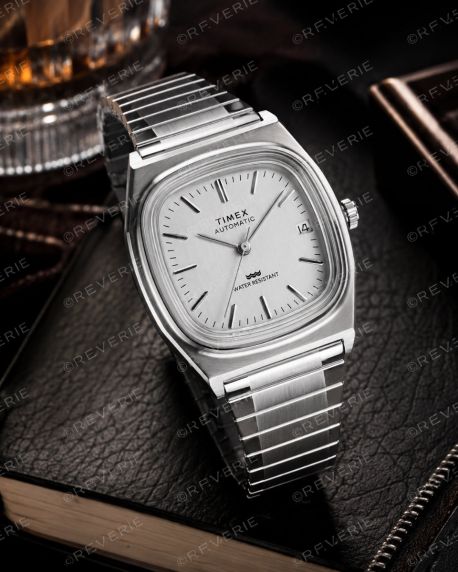 Timex vintage automatisk ur med fleksibelt stålarmbånd 34mm
